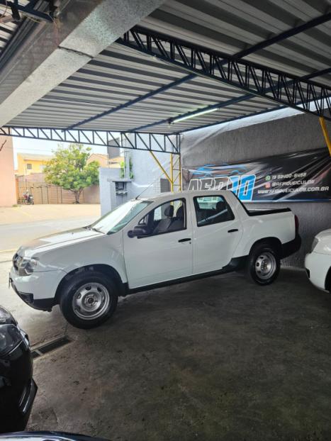 RENAULT Oroch 1.6 16V 4P FLEX EXPRESSION, Foto 3