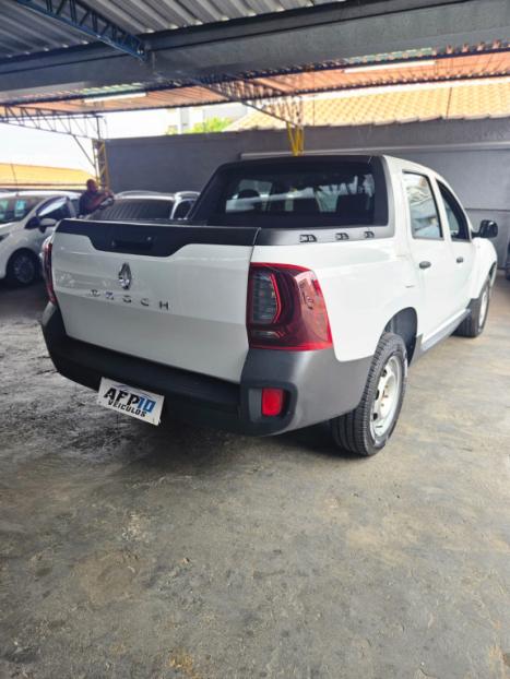 RENAULT Oroch 1.6 16V 4P FLEX EXPRESSION, Foto 9