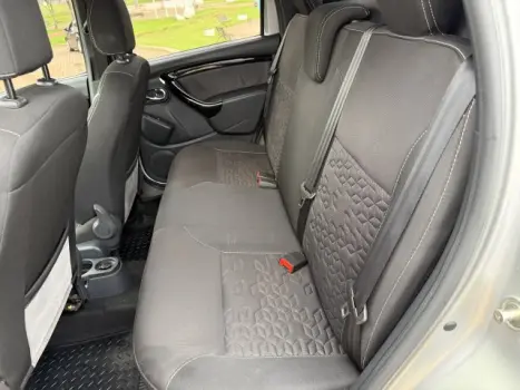 RENAULT Oroch 2.0 16V 4P FLEX DYNAMIQUE AUTOM�TICO, Foto 11