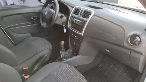 RENAULT Sandero 1.0 4P FLEX AUTHENTIQUE, Foto 9 RENAULT Sandero 1.0 4P FLEX AUTHENTIQUE, Foto 9