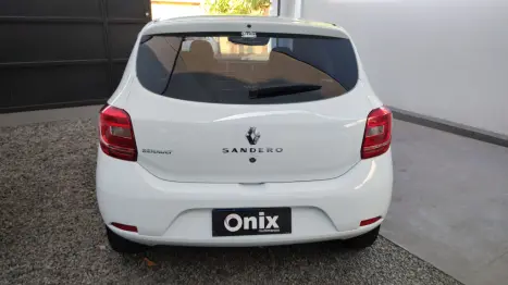 RENAULT Sandero 1.0 4P FLEX AUTHENTIQUE, Foto 6 RENAULT Sandero 1.0 4P FLEX AUTHENTIQUE, Foto 6