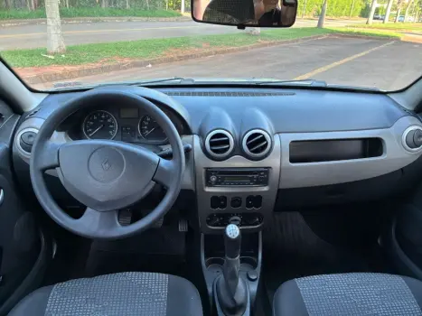 RENAULT Sandero 1.0 16V 4P FLEX EXPRESSION, Foto 4