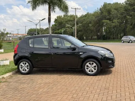 RENAULT Sandero 1.0 16V 4P FLEX AUTHENTIQUE, Foto 5