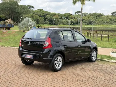 RENAULT Sandero 1.0 16V 4P FLEX AUTHENTIQUE, Foto 8