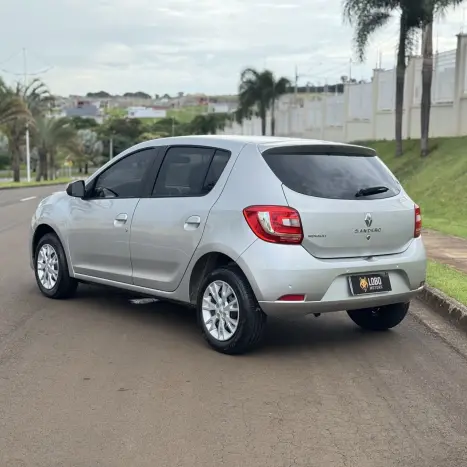 RENAULT Sandero 1.0 16V 4P FLEX EXPRESSION, Foto 4