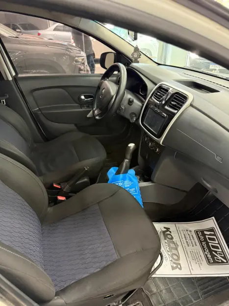 RENAULT Sandero 1.0 12V 4P FLEX SCE EXPRESSION, Foto 4