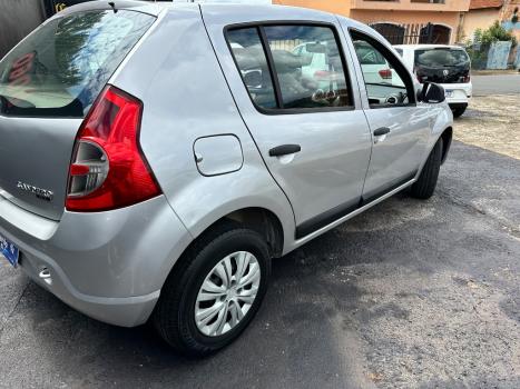 RENAULT Sandero 1.0 16V 4P FLEX EXPRESSION, Foto 3