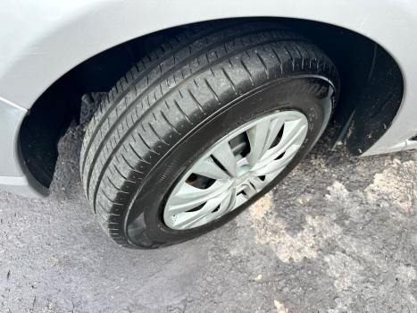 RENAULT Sandero 1.0 16V 4P FLEX EXPRESSION, Foto 4