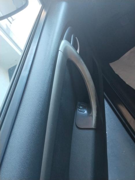 RENAULT Sandero 1.0 16V 4P FLEX EXPRESSION, Foto 5