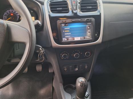 RENAULT Sandero 1.0 16V 4P FLEX AUTHENTIQUE, Foto 5