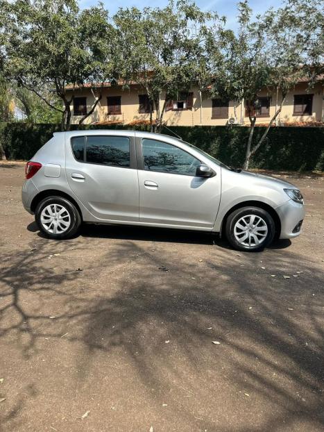 RENAULT Sandero 1.0 16V 4P FLEX EXPRESSION, Foto 16