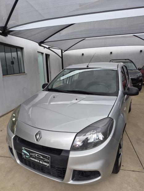 RENAULT Sandero 1.0 16V 4P FLEX AUTHENTIQUE, Foto 2
