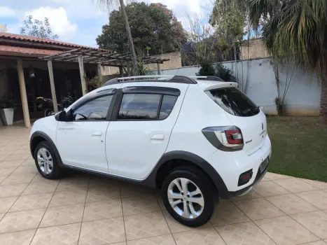 RENAULT Sandero 1.6 4P FLEX STEPWAY, Foto 6