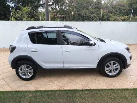RENAULT Sandero 1.6 4P FLEX STEPWAY, Foto 7