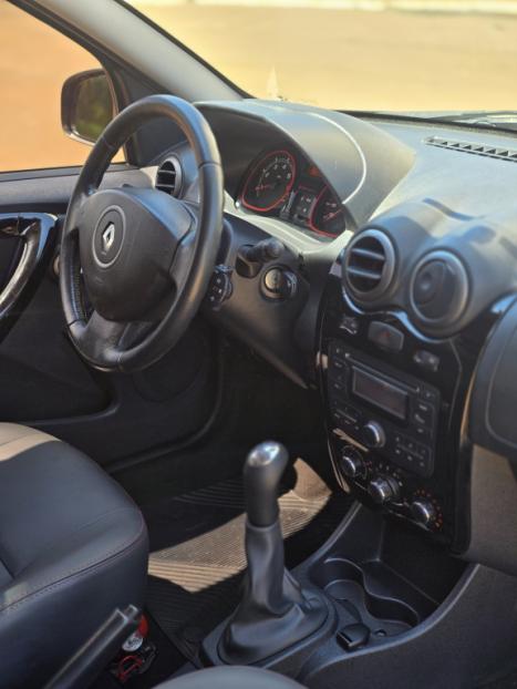 RENAULT Sandero 1.6 16V 4P FLEX STEPWAY, Foto 6