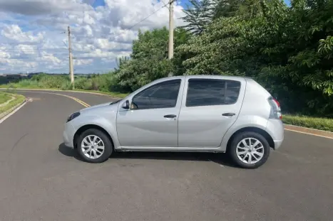 RENAULT Sandero 1.6 16V 4P FLEX SCE EXPRESSION, Foto 2