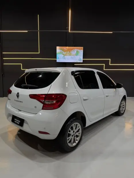 RENAULT Sandero 1.6 16V 4P FLEX SCE ZEN, Foto 8