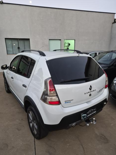 RENAULT Sandero 1.6 16V 4P FLEX STEPWAY RIP CURL, Foto 4