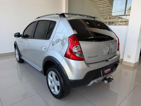 RENAULT Sandero 1.6 4P FLEX STEPWAY, Foto 4