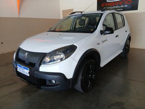 RENAULT Sandero 1.6 16V 4P FLEX STEPWAY TWEED AUTOM�TICO, Foto 2