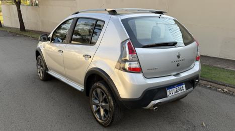 RENAULT Sandero 1.6 16V 4P FLEX STEPWAY, Foto 6