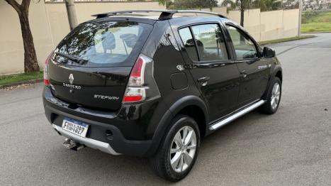 RENAULT Sandero 1.6 16V 4P FLEX STEPWAY AUTOMÁTICO, Foto 4