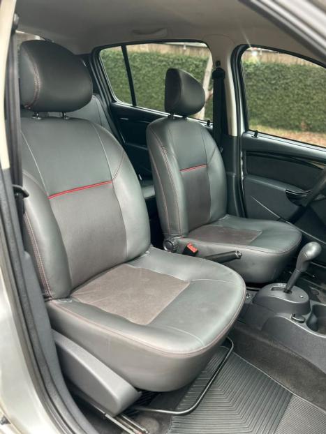 RENAULT Sandero 1.6 16V 4P FLEX STEPWAY AUTOMÁTICO, Foto 4