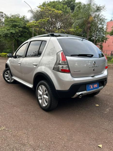 RENAULT Sandero 1.6 16V 4P FLEX STEPWAY AUTOMÁTICO, Foto 12