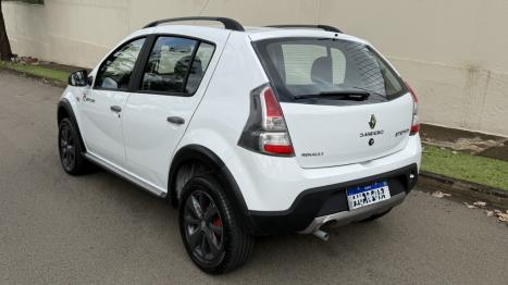 RENAULT Sandero 1.6 4P FLEX STEPWAY RIP CURL, Foto 3