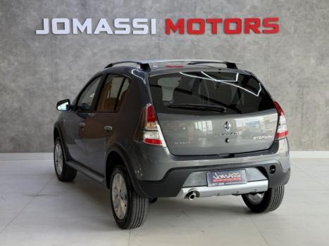 RENAULT Sandero 1.6 16V 4P FLEX STEPWAY, Foto 6