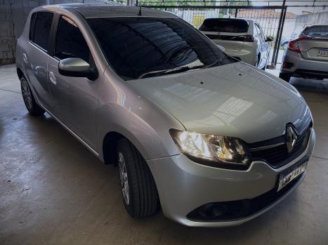 RENAULT Sandero , Foto 2