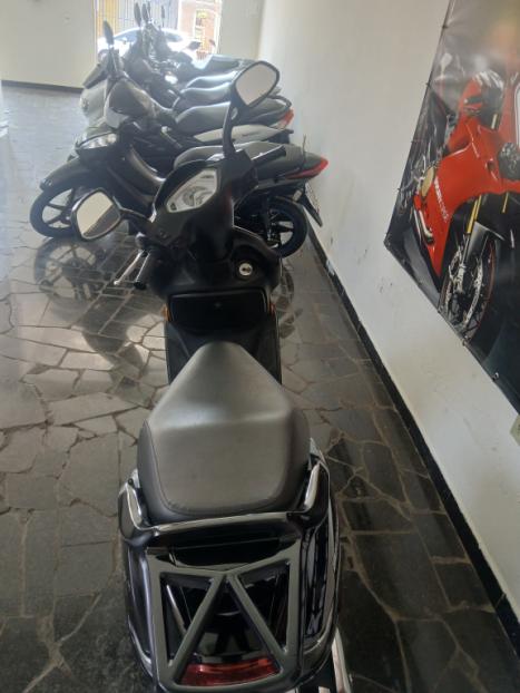 SUZUKI Burgman 125 , Foto 5