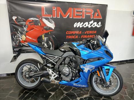 SUZUKI GSX-8R , Foto 2