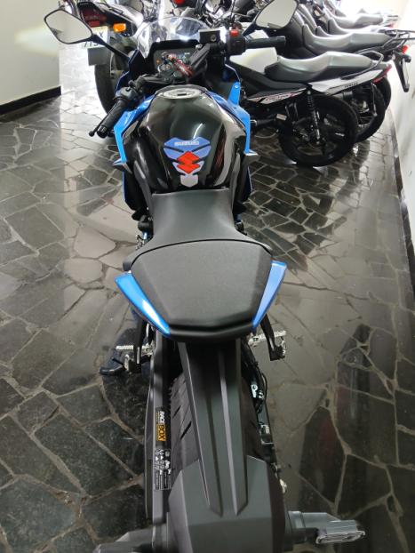 SUZUKI GSX-8R , Foto 7