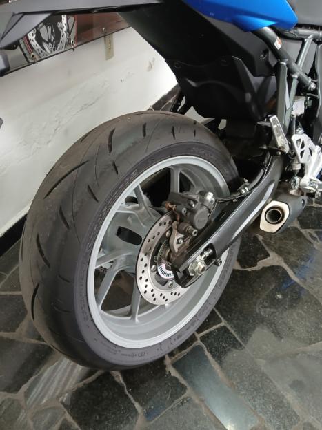 SUZUKI GSX-8R , Foto 9