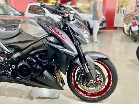 SUZUKI GSX-S 1000 A, Foto 1