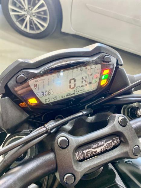 SUZUKI GSX-S 1000 A, Foto 3