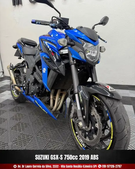 SUZUKI GSX-S 750 ABS, Foto 2