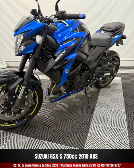 SUZUKI GSX-S 750 ABS, Foto 3