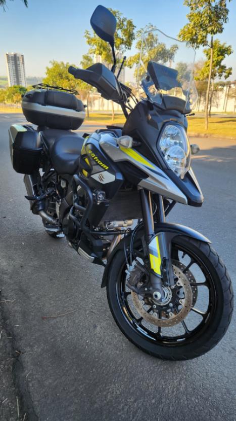 SUZUKI V-Strom DL 1000 XT , Foto 9