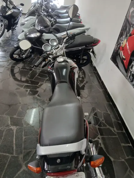 SUZUKI Yes 125 EN, Foto 5