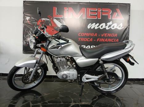 SUZUKI Yes 125 EN, Foto 1