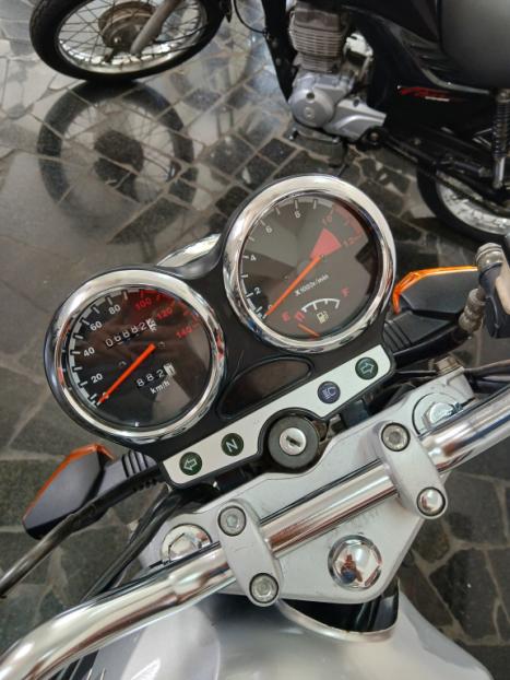 SUZUKI Yes 125 EN, Foto 2