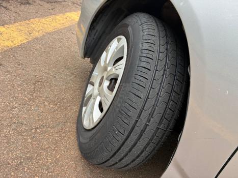 TOYOTA Corolla 1.6 16V 4P XLI AUTOMÁTICO, Foto 9 TOYOTA Corolla 1.6 16V 4P XLI AUTOMÁTICO, Foto 9