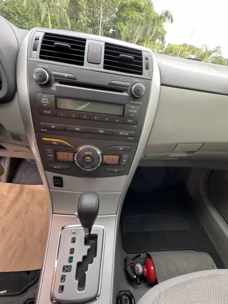 TOYOTA Corolla 1.8 16V 4P GLI FLEX AUTOMÁTICO, Foto 8 TOYOTA Corolla 1.8 16V 4P GLI FLEX AUTOMÁTICO, Foto 8