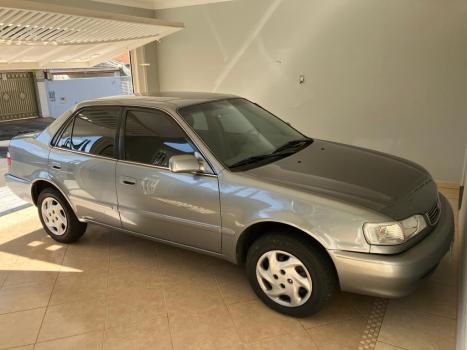 TOYOTA Corolla 1.8 16V 4P XEI, Foto 1