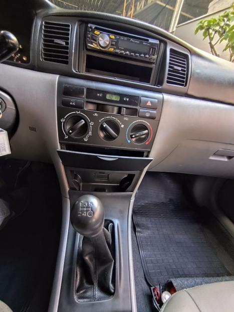 TOYOTA Corolla 1.8 16V 4P XEI, Foto 5
