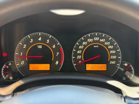 TOYOTA Corolla 1.8 16V 4P GLI, Foto 10