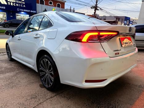 TOYOTA Corolla 1.8 16V 4P FLEX H�BRIDO ALTIS A PREMIUM AUTOM�TICO CVT, Foto 4