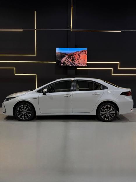 TOYOTA Corolla 1.8 16V 4P FLEX H�BRIDO ALTIS A PREMIUM AUTOM�TICO CVT, Foto 3